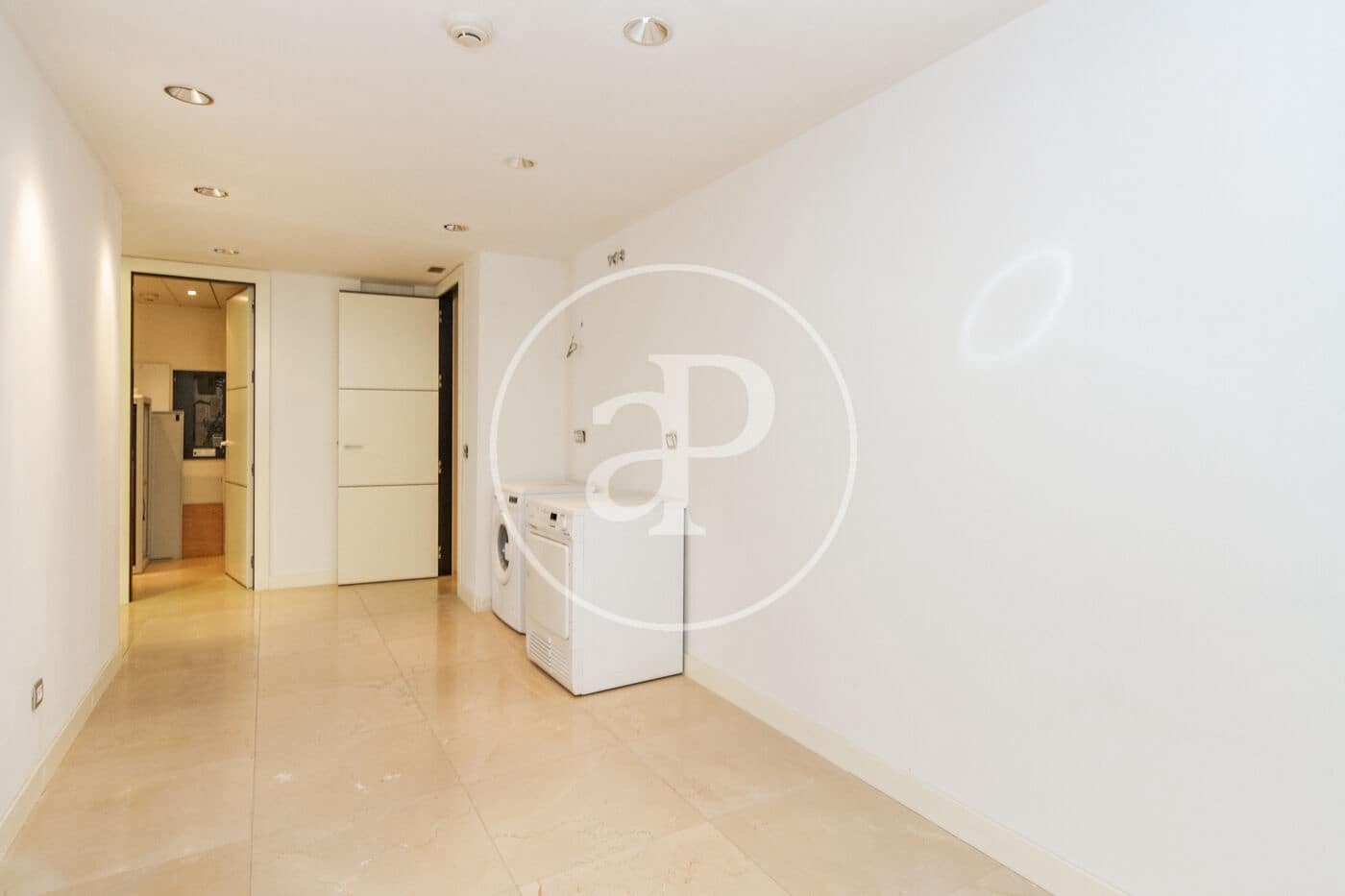 5 bedroom Apartment for sale in Madrid city - € 4,800,000 (Ref: 9929416)