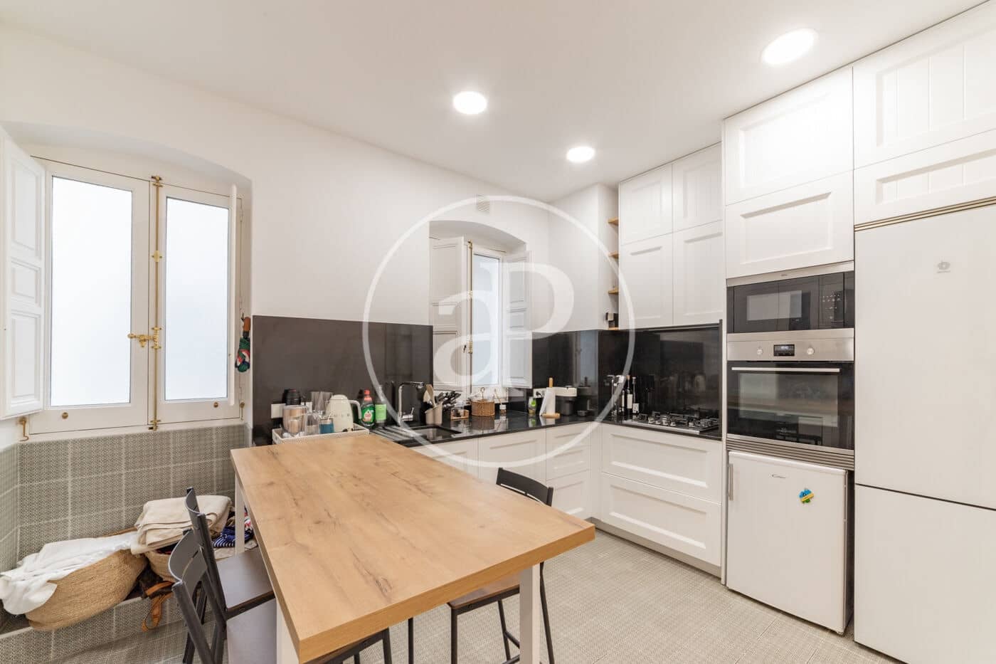 3 bedroom Apartment for sale in Madrid city - € 1,985,000 (Ref: 9929417)