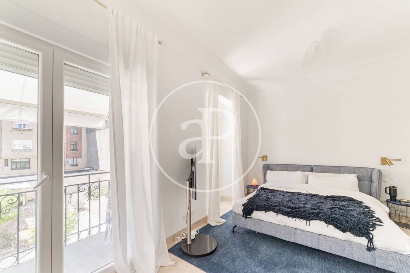 3 bedroom Apartment for sale in Madrid city - € 1,985,000 (Ref: 9929417)