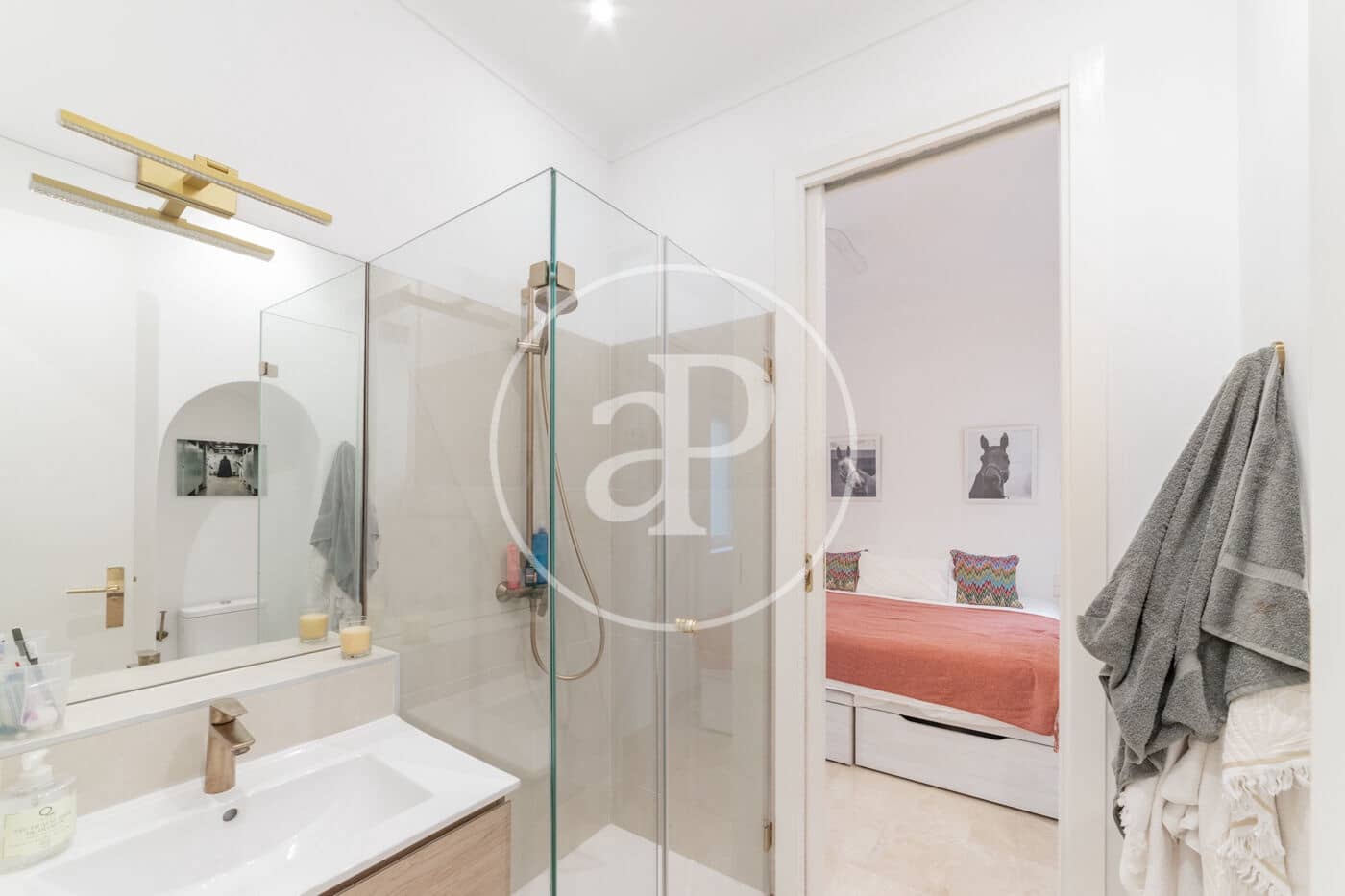 3 bedroom Apartment for sale in Madrid city - € 1,985,000 (Ref: 9929417)