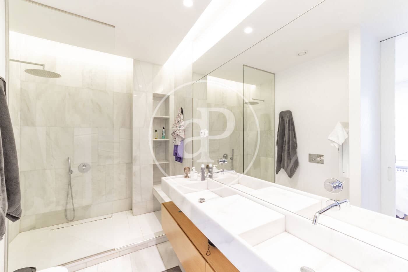 4 bedroom Apartment for sale in Madrid city - € 3,160,000 (Ref: 9929418)