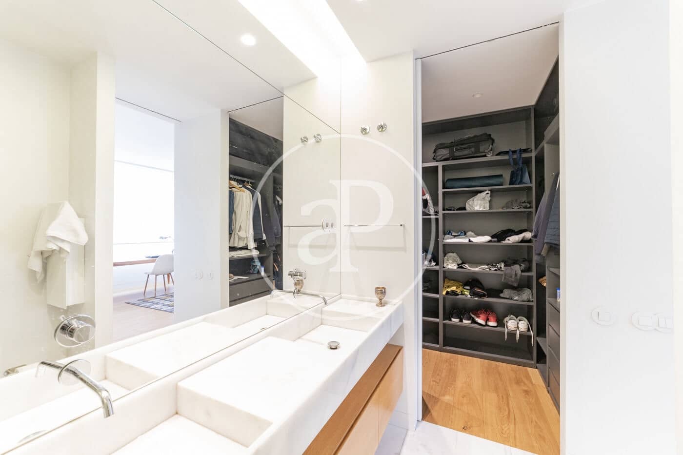 4 bedroom Apartment for sale in Madrid city - € 3,160,000 (Ref: 9929418)