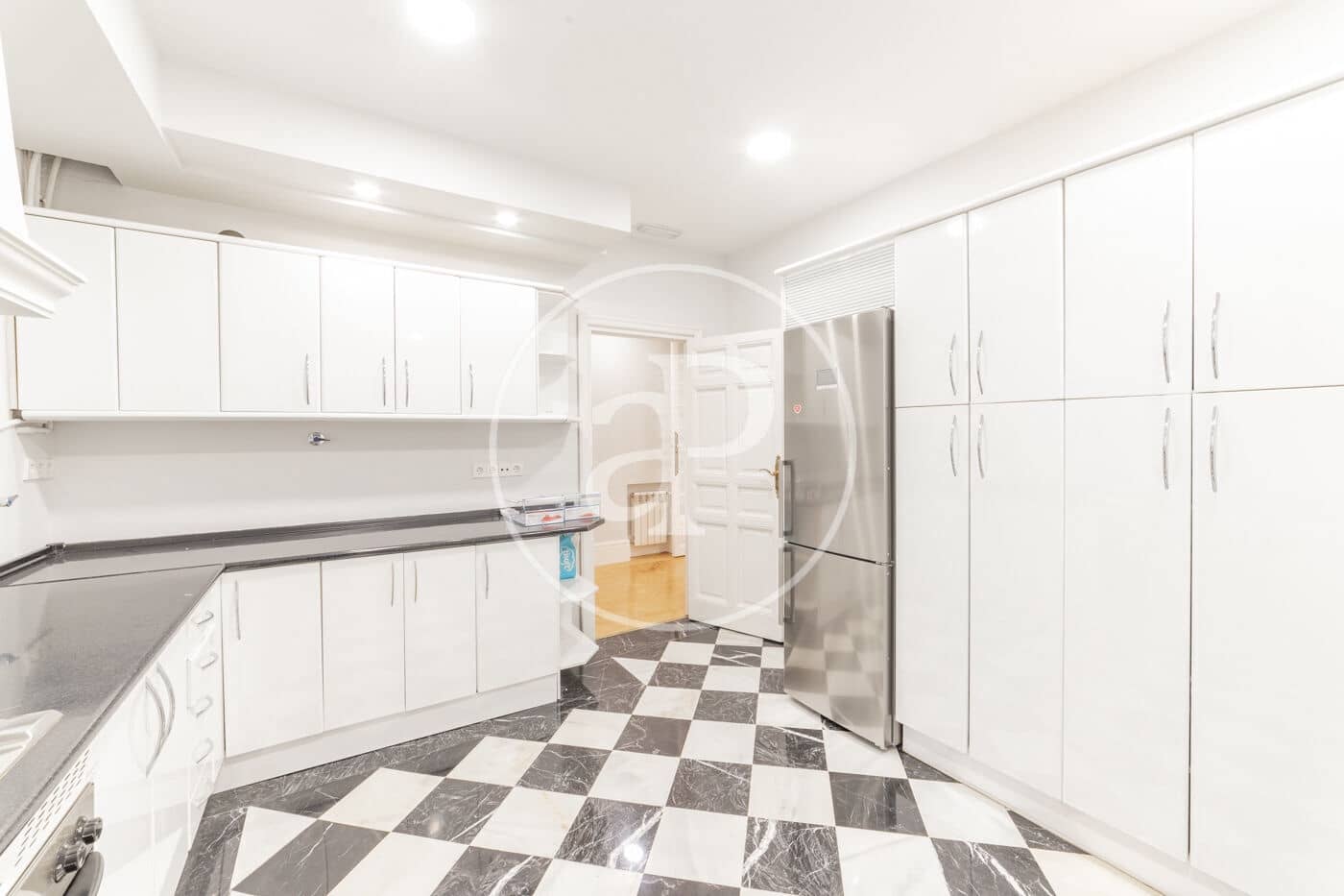 3 slaapkamer Appartement te koop in Madrid stad - € 3.300.000 (Ref: 9929419)