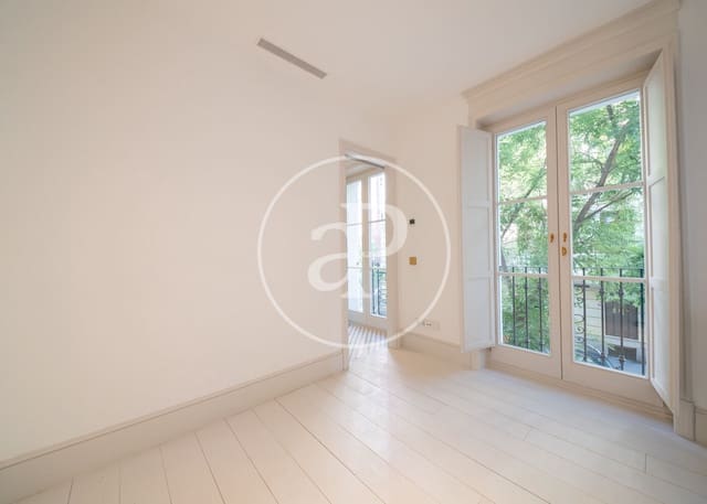 2 slaapkamer Appartement te huur in Trafalgar, Madrid stad - € 3.200 (Ref: 9934481)