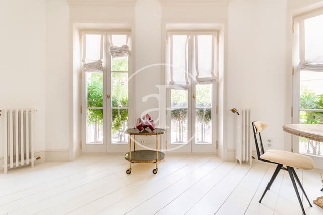 2 quarto Apartamento para arrendar em Trafalgar, Madrid cidade - 3 200 € (Ref: 9934481)