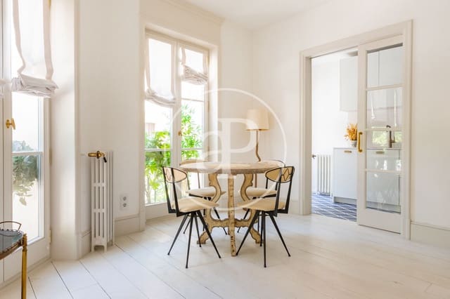 2 quarto Apartamento para arrendar em Trafalgar, Madrid cidade - 3 200 € (Ref: 9934481)