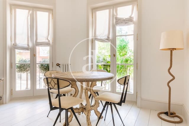 2 quarto Apartamento para arrendar em Trafalgar, Madrid cidade - 3 200 € (Ref: 9934481)