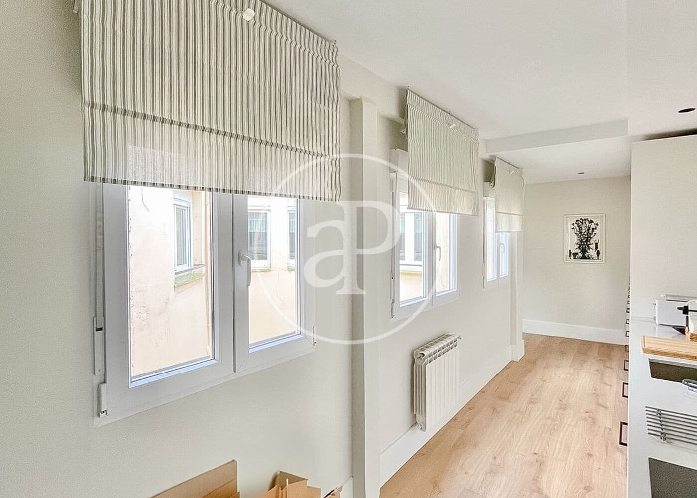 2 slaapkamer Appartement te huur in Madrid stad - € 3.000 (Ref: 9934482)