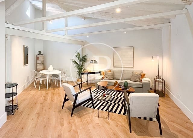2 slaapkamer Appartement te huur in Justicia, Madrid stad - € 3.000 (Ref: 9934482)