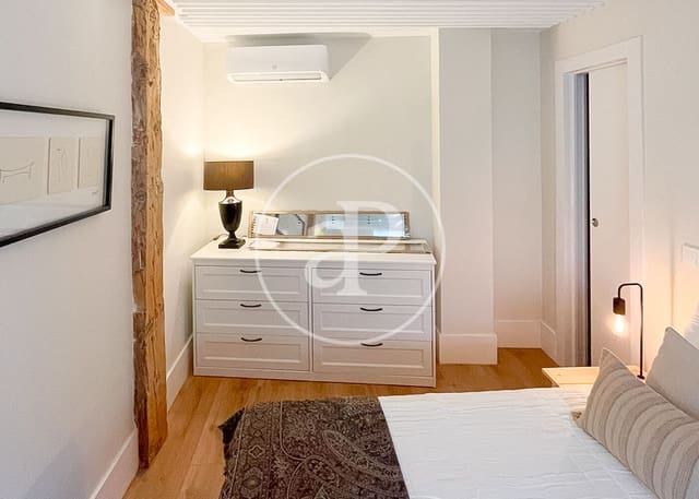 2 slaapkamer Appartement te huur in Justicia, Madrid stad - € 3.000 (Ref: 9934482)