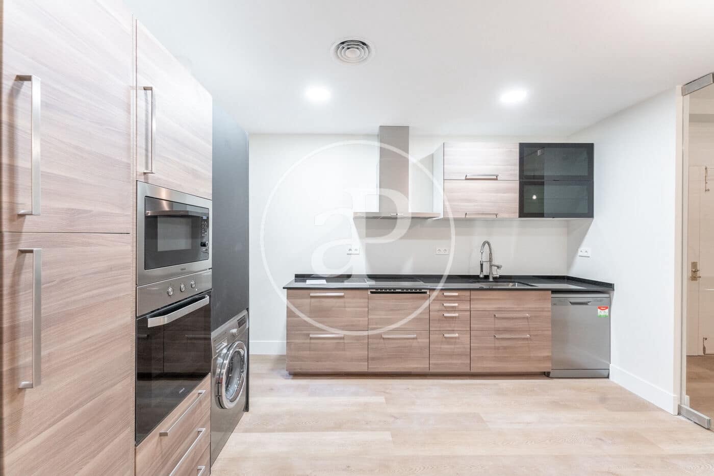 4 bedroom Apartment for sale in Madrid city - € 2,380,000 (Ref: 9934484)