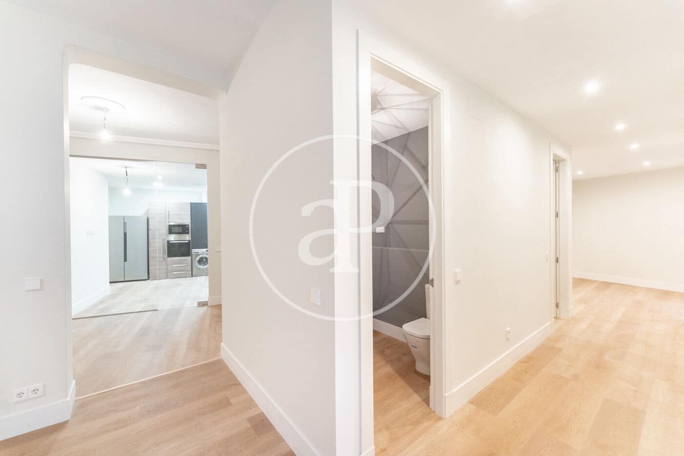 4 bedroom Apartment for sale in Madrid city - € 2,380,000 (Ref: 9934484)