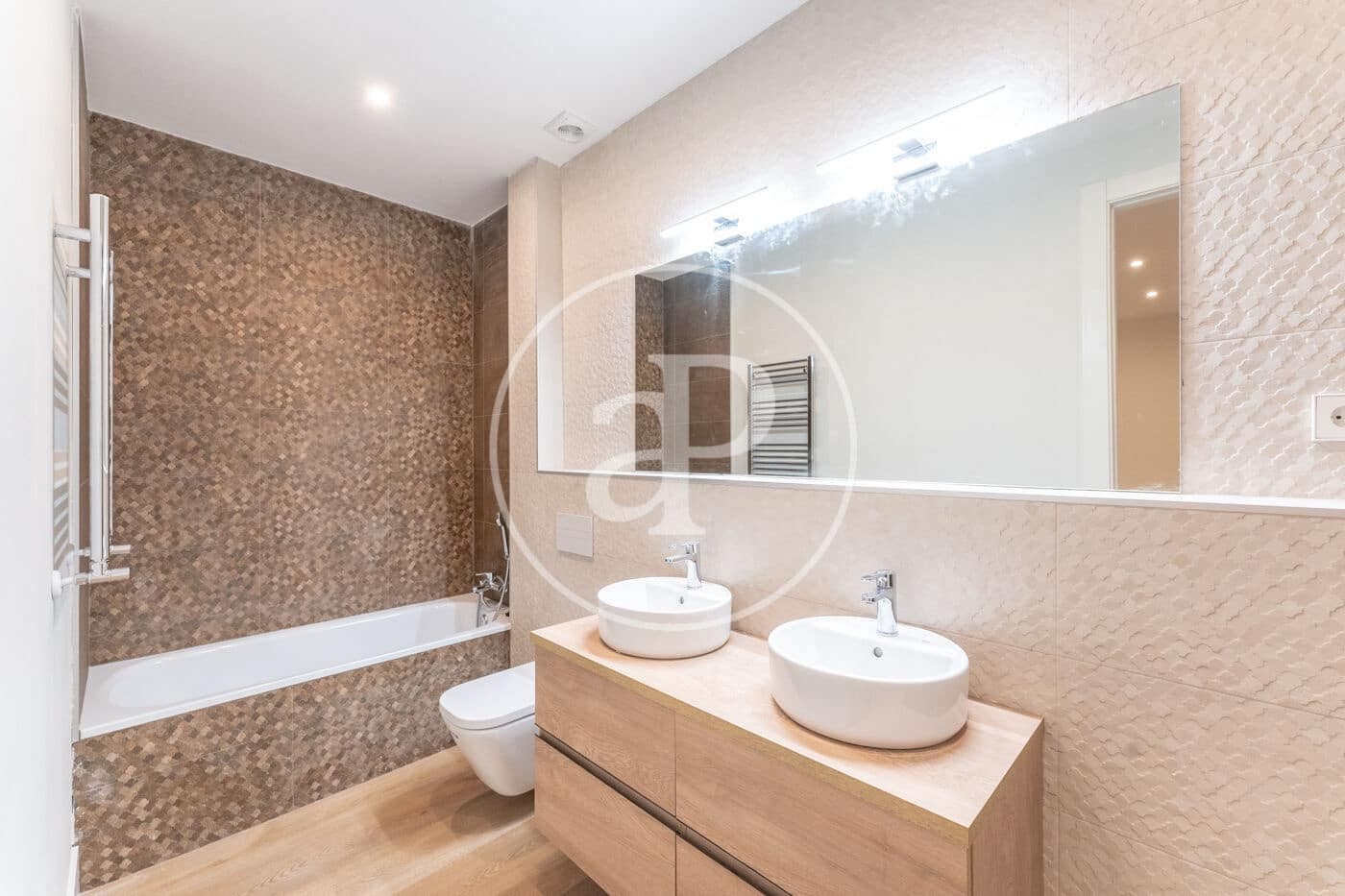 4 bedroom Apartment for sale in Madrid city - € 2,380,000 (Ref: 9934484)