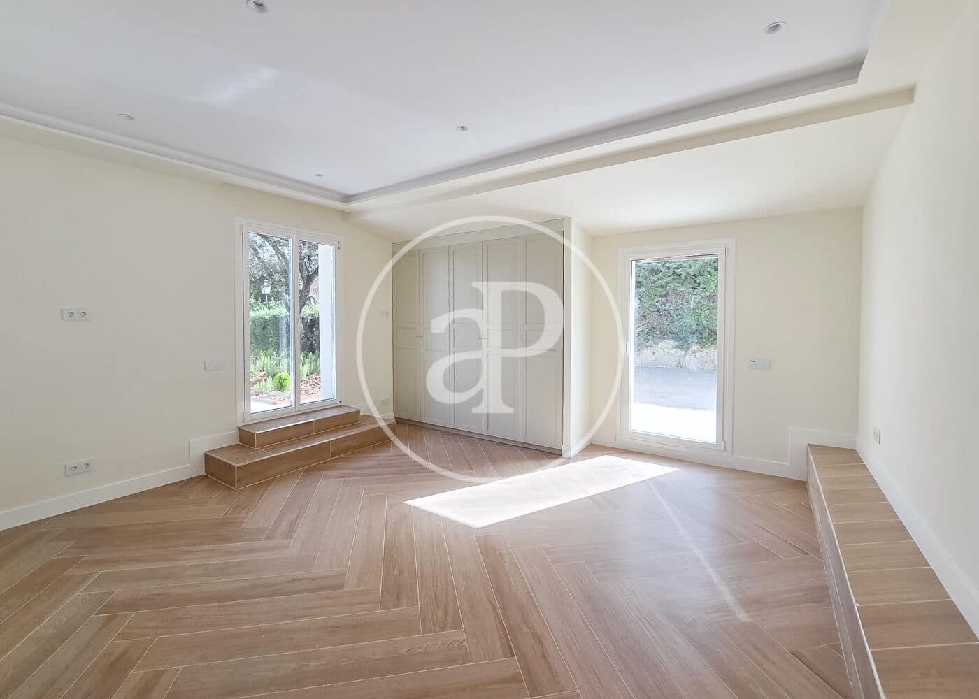 5 soveværelse Villa til salg i San Sebastian de los Reyes med swimmingpool - € 2.390.000 (Ref: 9934488)