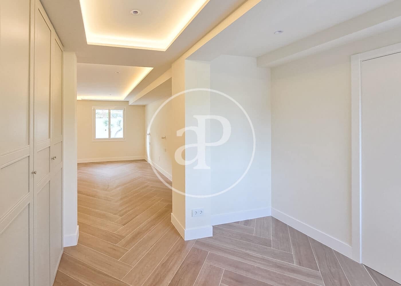5 soveværelse Villa til salg i San Sebastian de los Reyes med swimmingpool - € 2.390.000 (Ref: 9934488)
