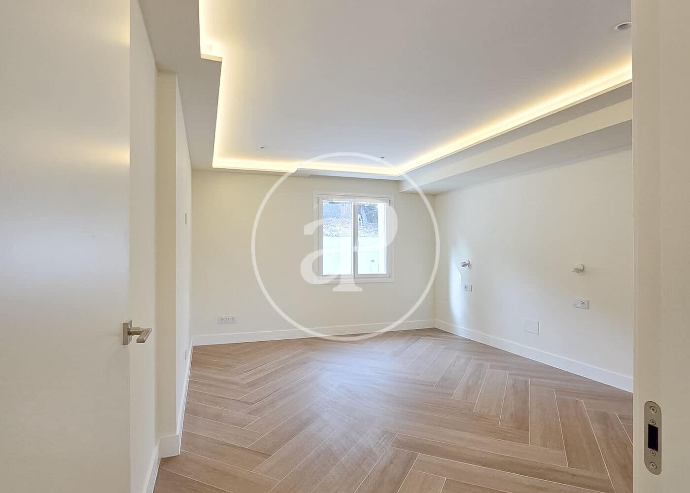 5 soveværelse Villa til salg i San Sebastian de los Reyes med swimmingpool - € 2.390.000 (Ref: 9934488)