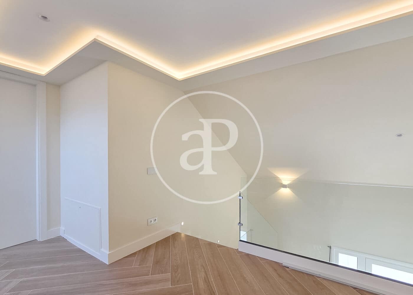 5 soveværelse Villa til salg i San Sebastian de los Reyes med swimmingpool - € 2.390.000 (Ref: 9934488)