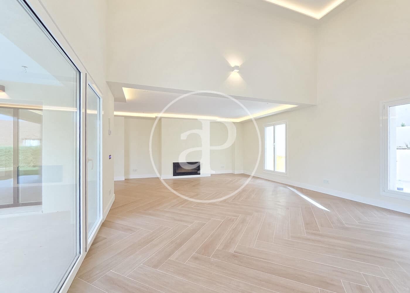 5 soveværelse Villa til salg i San Sebastian de los Reyes med swimmingpool - € 2.390.000 (Ref: 9934488)