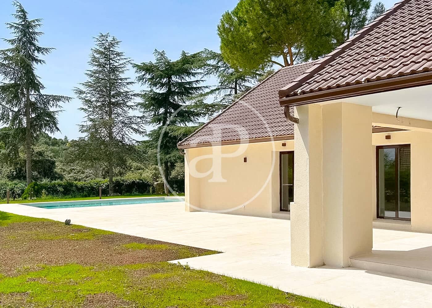 5 soveværelse Villa til salg i San Sebastian de los Reyes med swimmingpool - € 2.390.000 (Ref: 9934488)