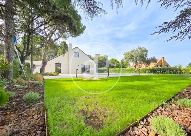 5 soveværelse Villa til salg i San Sebastián de los Reyes med swimmingpool - € 2.390.000 (Ref: 9934488)
