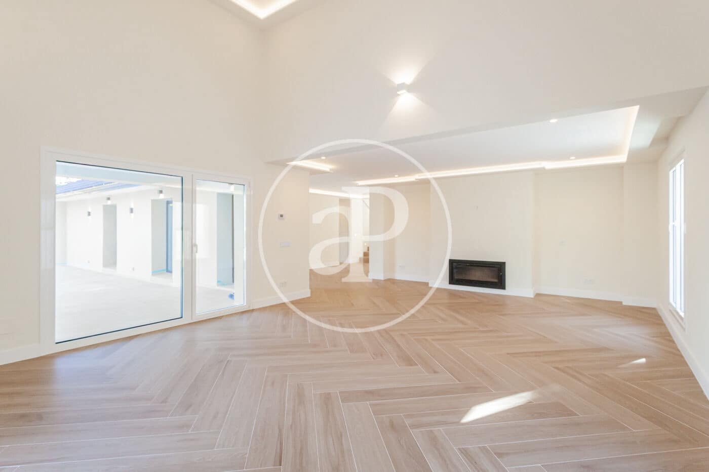 5 quarto Moradia para venda em San Sebastian de los Reyes com piscina - 2 390 000 € (Ref: 9934488)