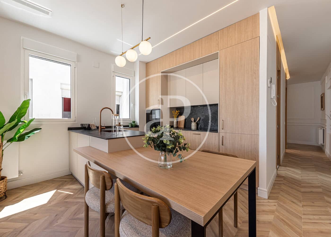 2 bedroom Apartment for sale in Madrid city - € 1,040,000 (Ref: 9934489)