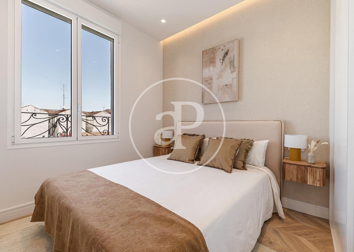2 bedroom Apartment for sale in Madrid city - € 1,040,000 (Ref: 9934489)