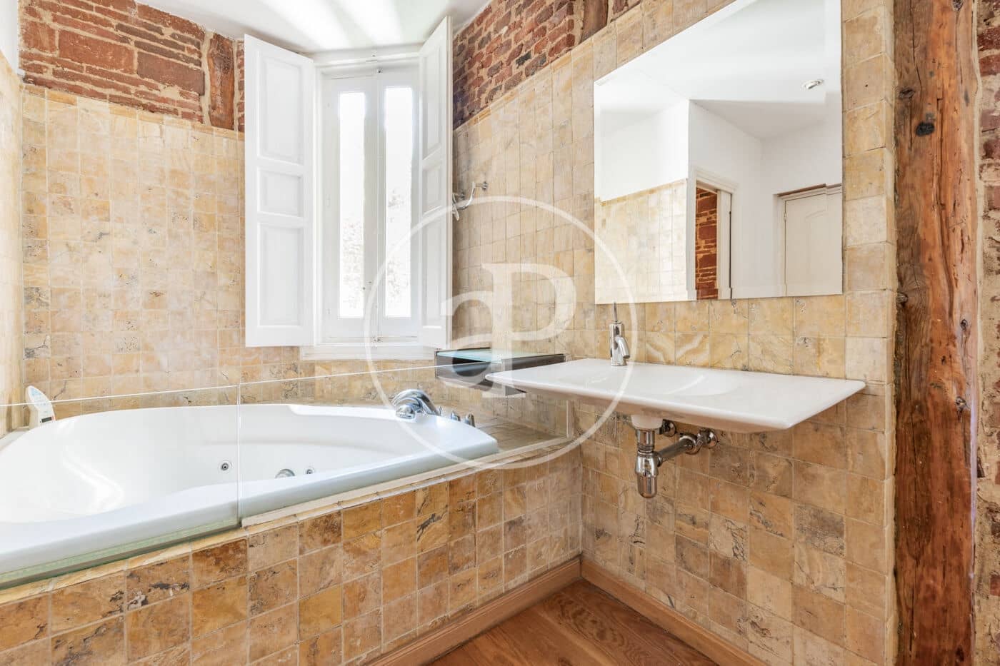 1 makuuhuone Huoneisto vuokrattavana paikassa Madrid kaupunki - 1 950 € (Ref: 9936411)