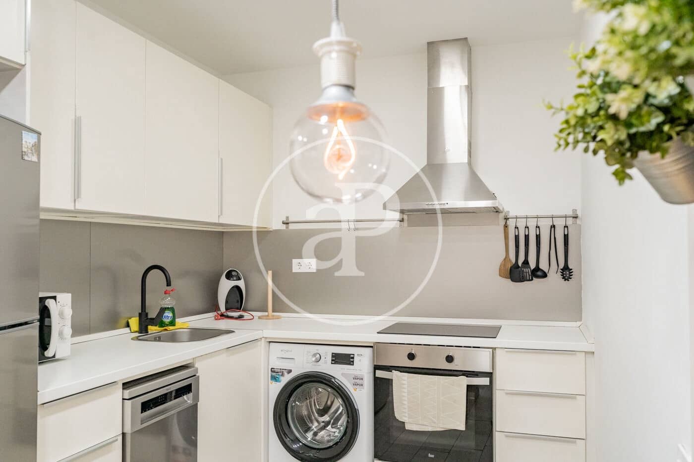 1 bedroom Apartment for rent in Madrid city - € 1,000 (Ref: 9936412)