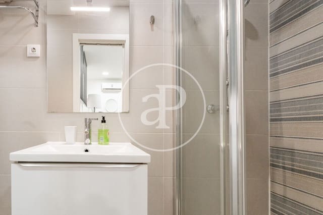 1 bedroom Apartment for rent in Delicias, Madrid city - € 1,000 (Ref: 9936412)