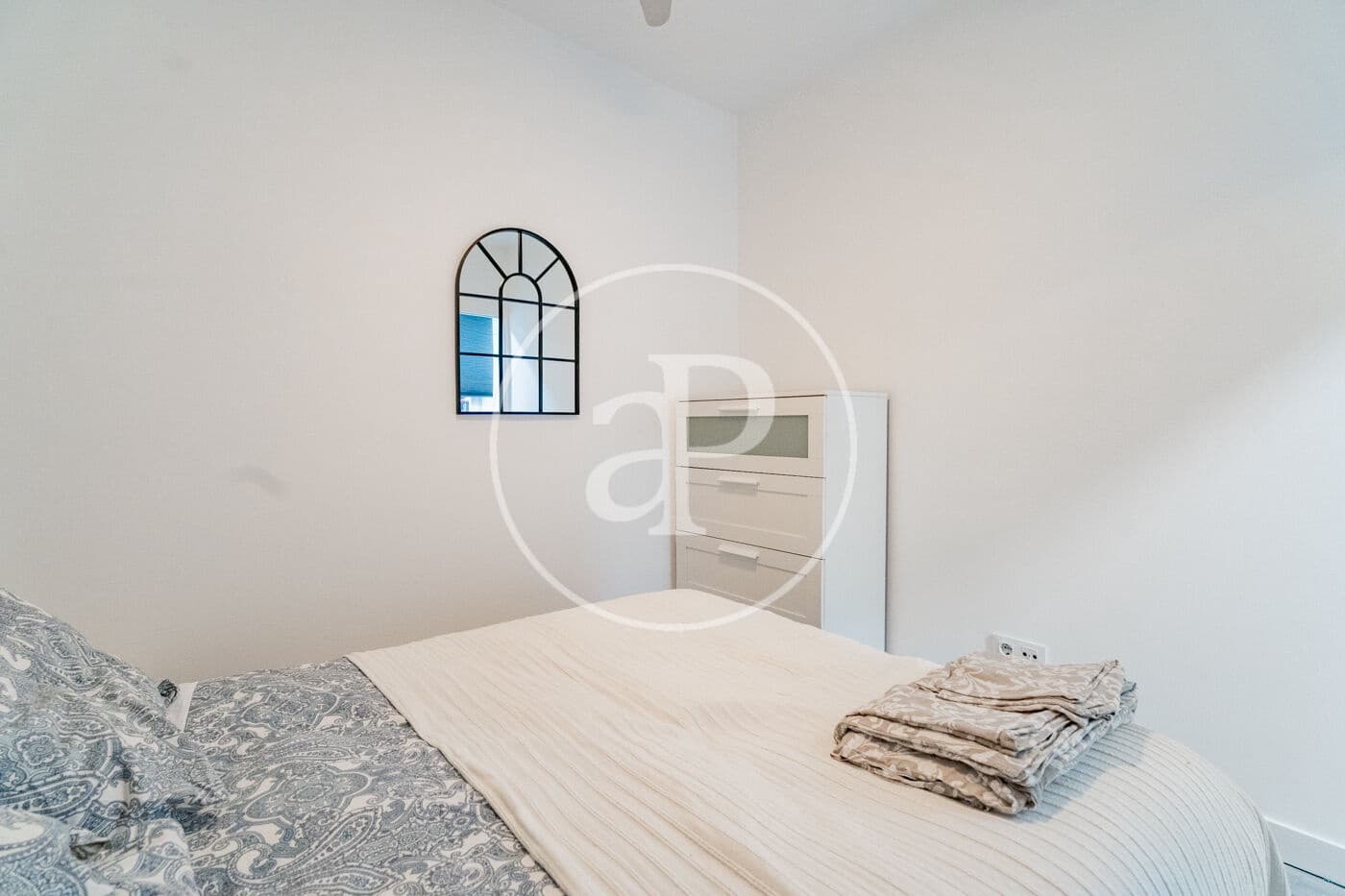 1 bedroom Apartment for rent in Madrid city - € 1,000 (Ref: 9936412)
