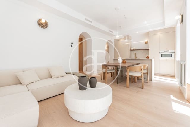 3 bedroom Apartment for sale in Gaztambide, Madrid city - € 995,000 (Ref: 9938214)