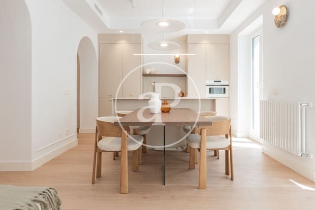 3 bedroom Apartment for sale in Gaztambide, Madrid city - € 995,000 (Ref: 9938214)