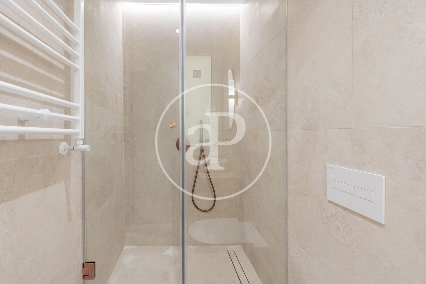 3 bedroom Apartment for sale in Madrid city - € 995,000 (Ref: 9938214)