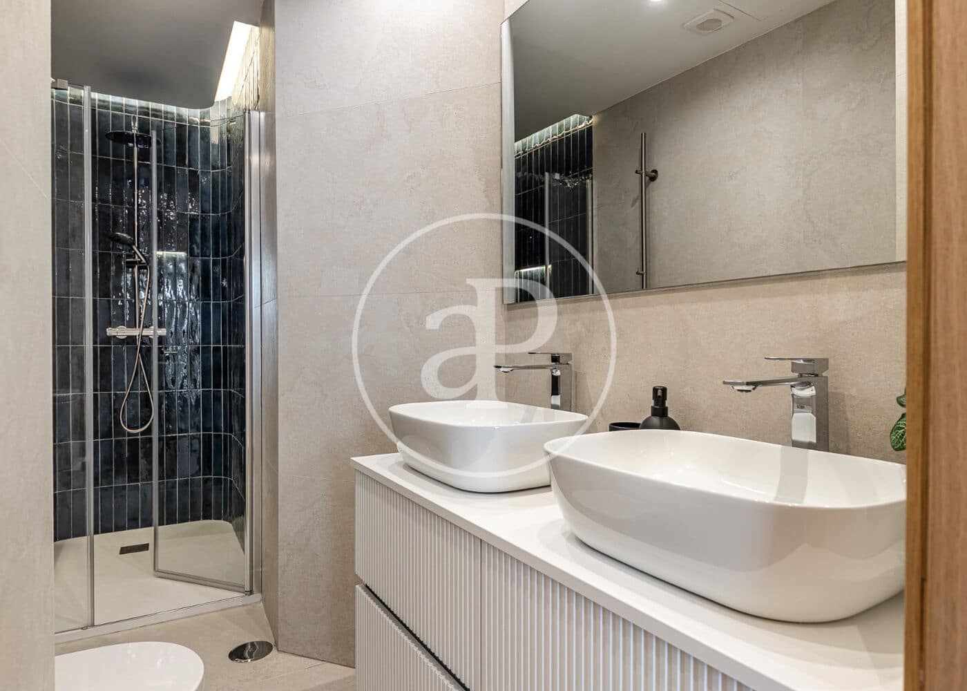 4 bedroom Apartment for sale in Madrid city - € 925,000 (Ref: 9939989)