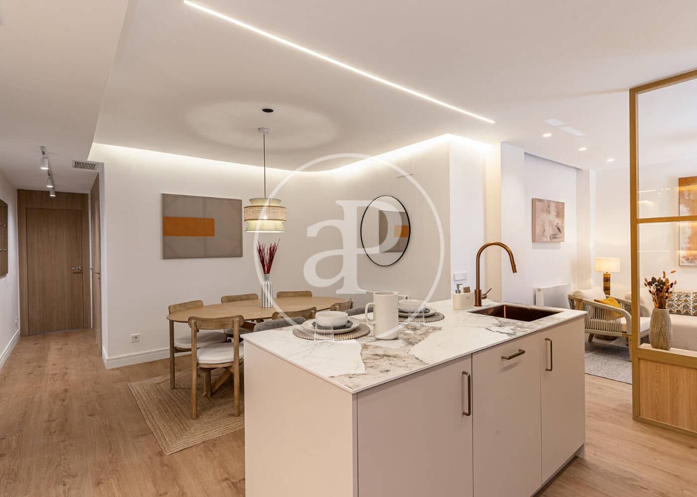 4 bedroom Apartment for sale in Madrid city - € 925,000 (Ref: 9939989)