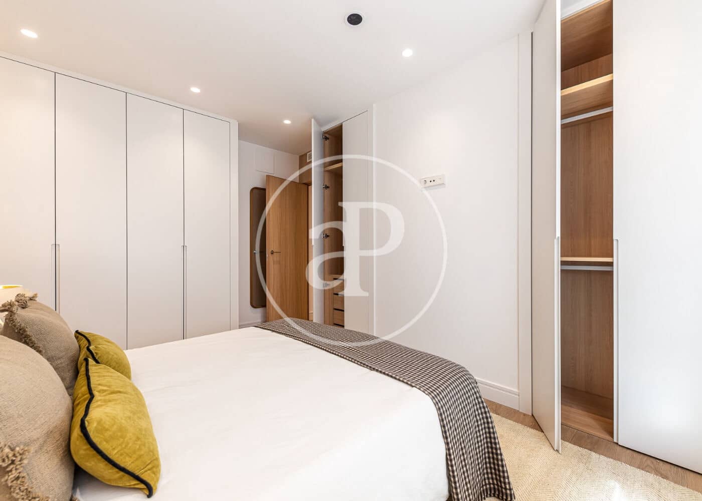 4 bedroom Apartment for sale in Madrid city - € 925,000 (Ref: 9939989)