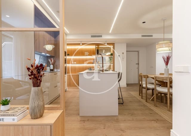 4 bedroom Apartment for sale in Delicias, Madrid city - € 925,000 (Ref: 9939989)