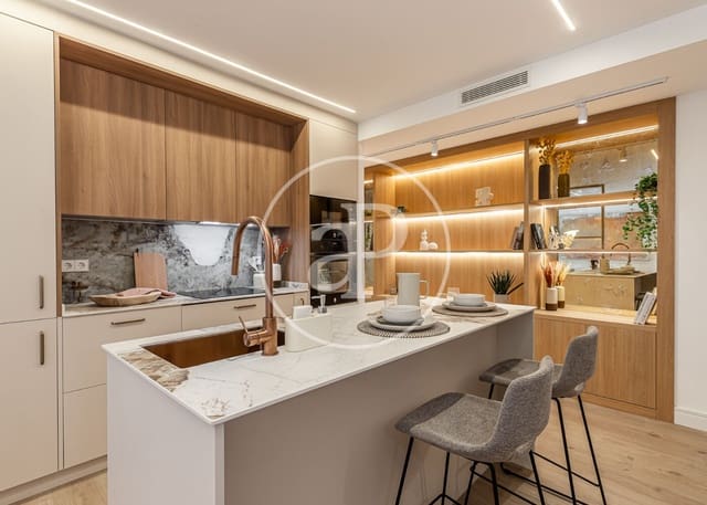 4 bedroom Apartment for sale in Delicias, Madrid city - € 925,000 (Ref: 9939989)