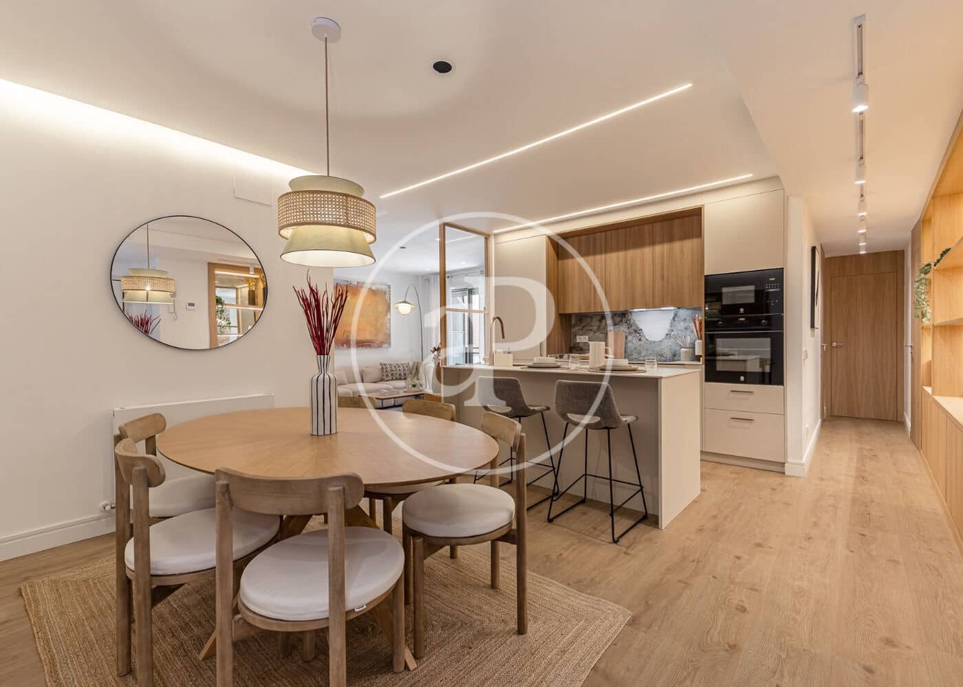 4 bedroom Apartment for sale in Madrid city - € 925,000 (Ref: 9939989)