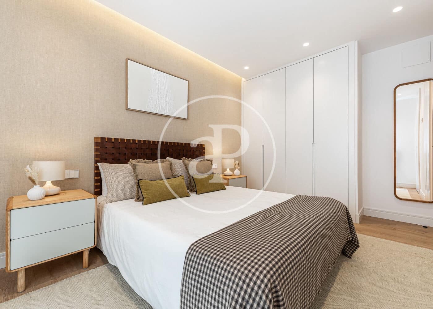 4 bedroom Apartment for sale in Madrid city - € 925,000 (Ref: 9939989)