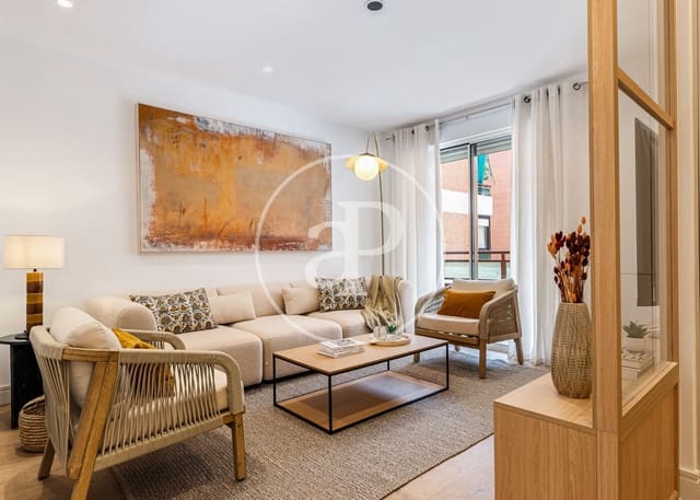 4 bedroom Apartment for sale in Delicias, Madrid city - € 925,000 (Ref: 9939989)