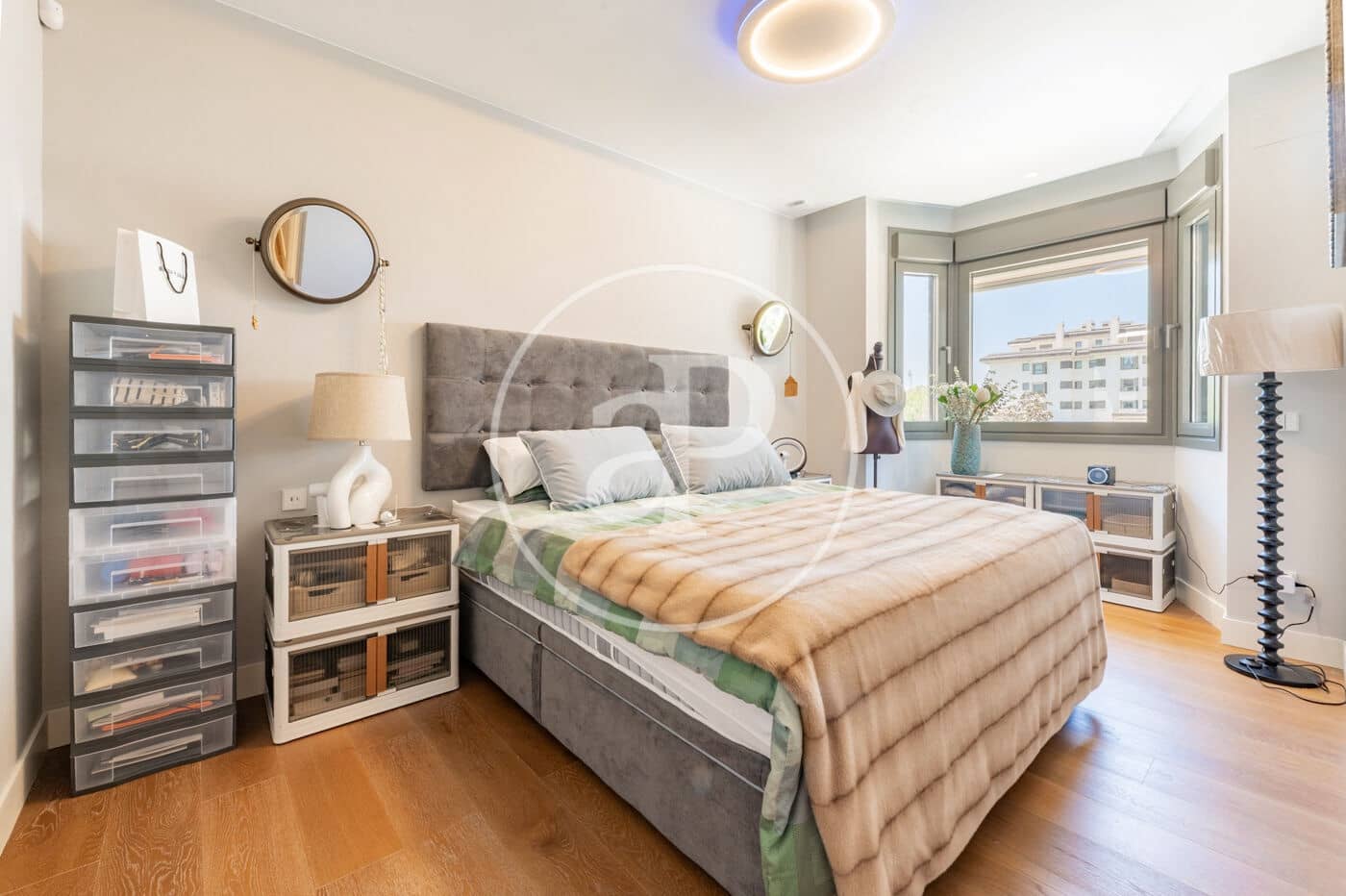 2 bedroom Apartment for sale in La Moraleja with pool - € 950,000 (Ref: 9939991)
