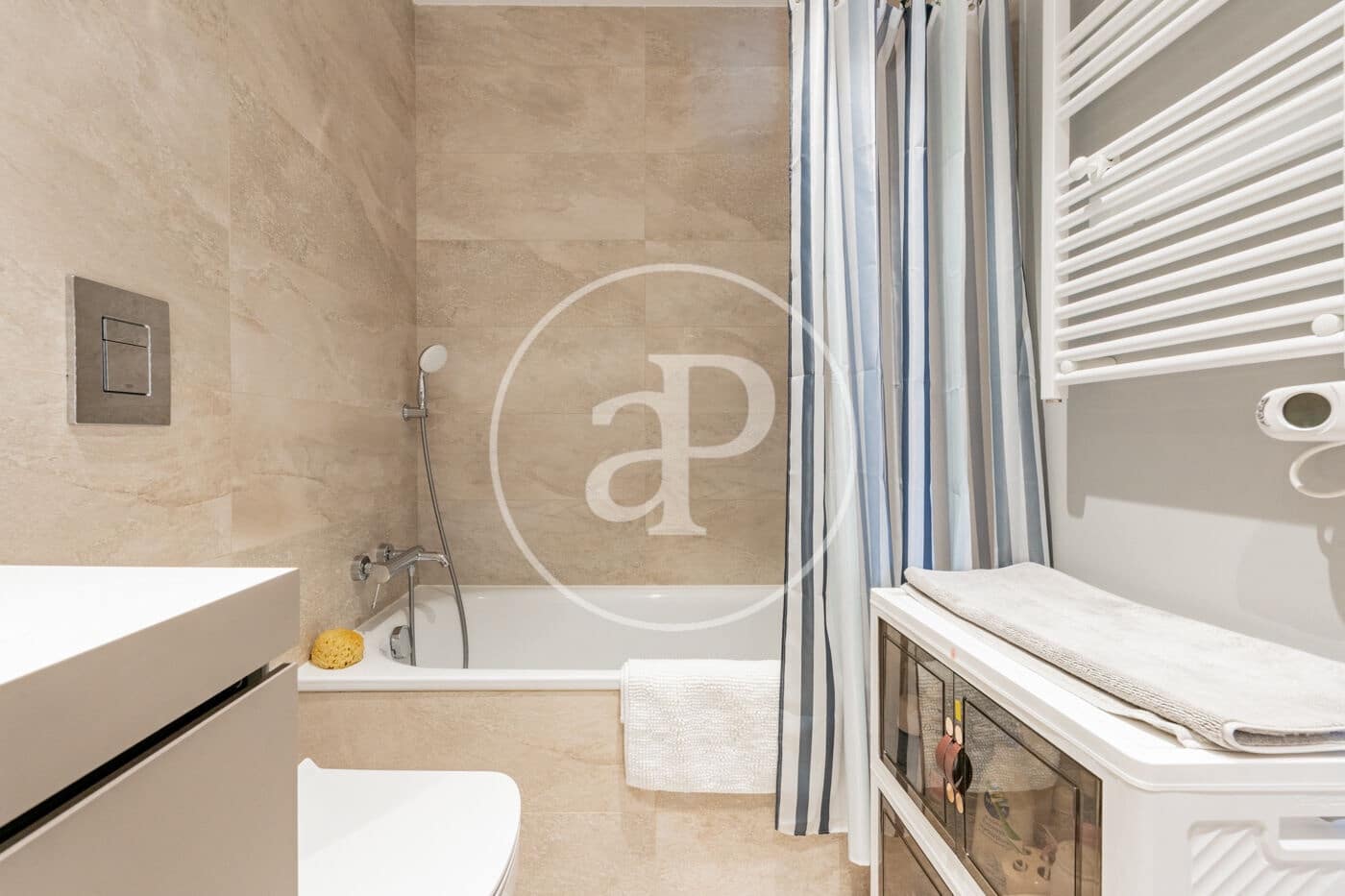 2 bedroom Apartment for sale in La Moraleja with pool - € 950,000 (Ref: 9939991)