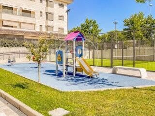 2 bedroom Apartment for sale in La Moraleja with pool - € 950,000 (Ref: 9939991)