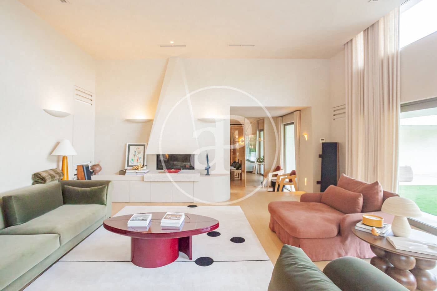 5 bedroom Villa for sale in Madrid city with pool - € 3,490,000 (Ref: 9939993)