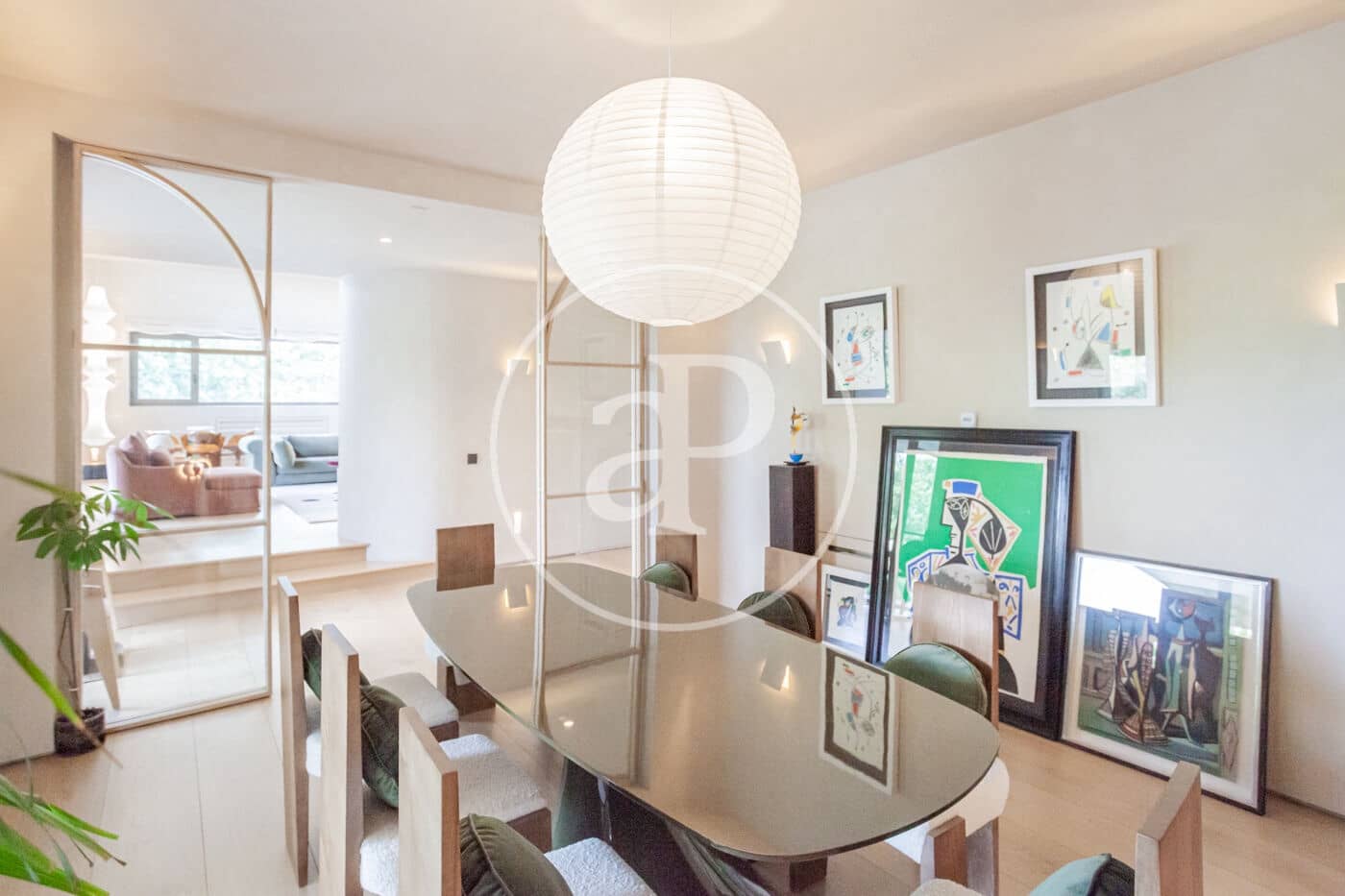 5 bedroom Villa for sale in Madrid city with pool - € 3,490,000 (Ref: 9939993)