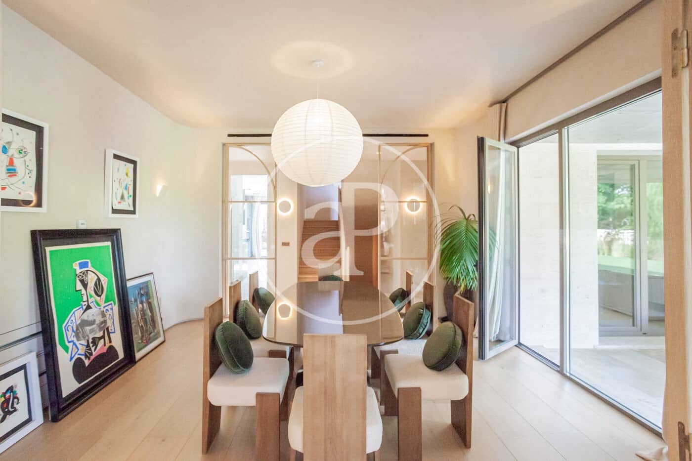 5 bedroom Villa for sale in Madrid city with pool - € 3,490,000 (Ref: 9939993)
