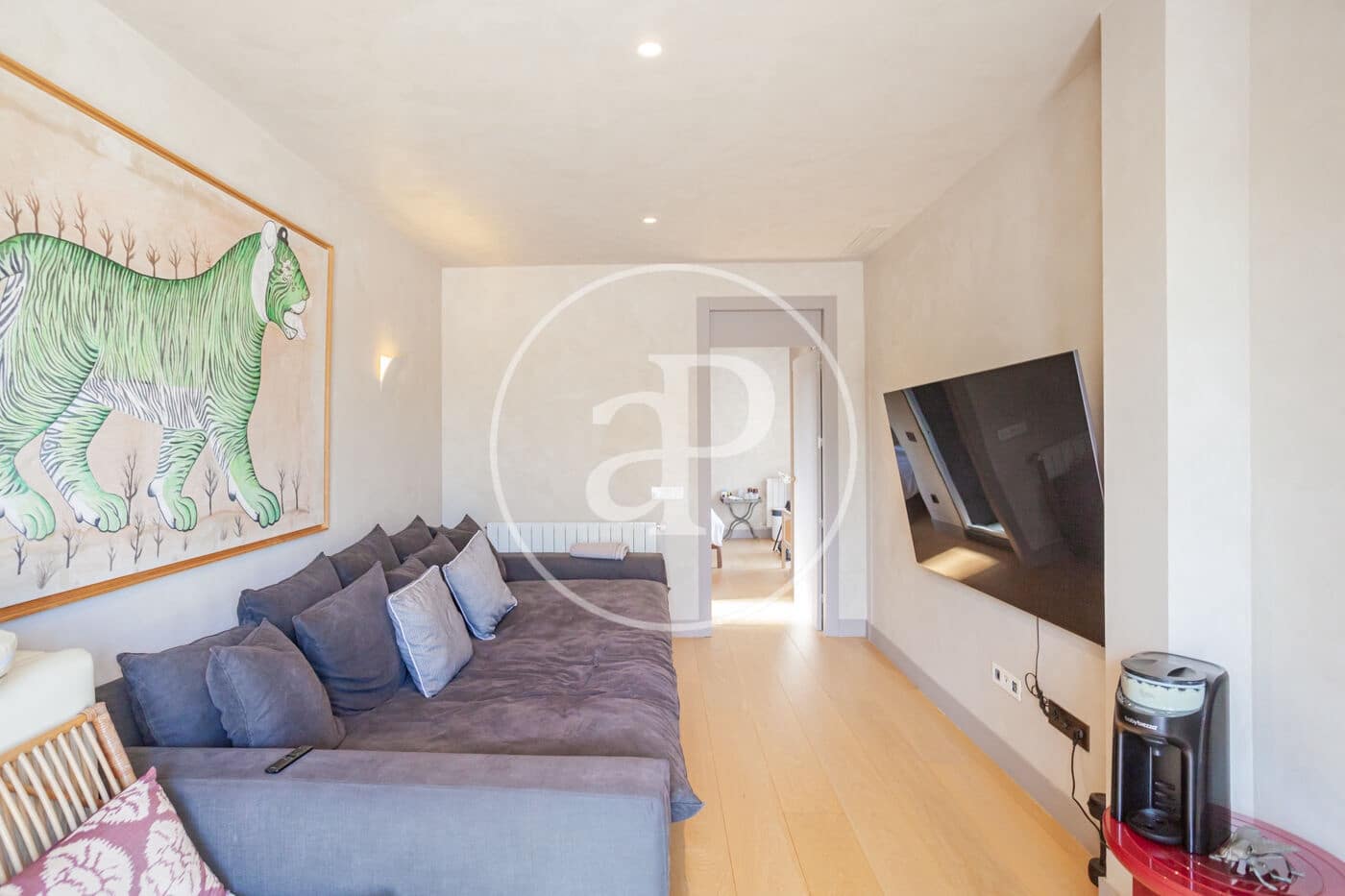 5 bedroom Villa for sale in Madrid city with pool - € 3,490,000 (Ref: 9939993)