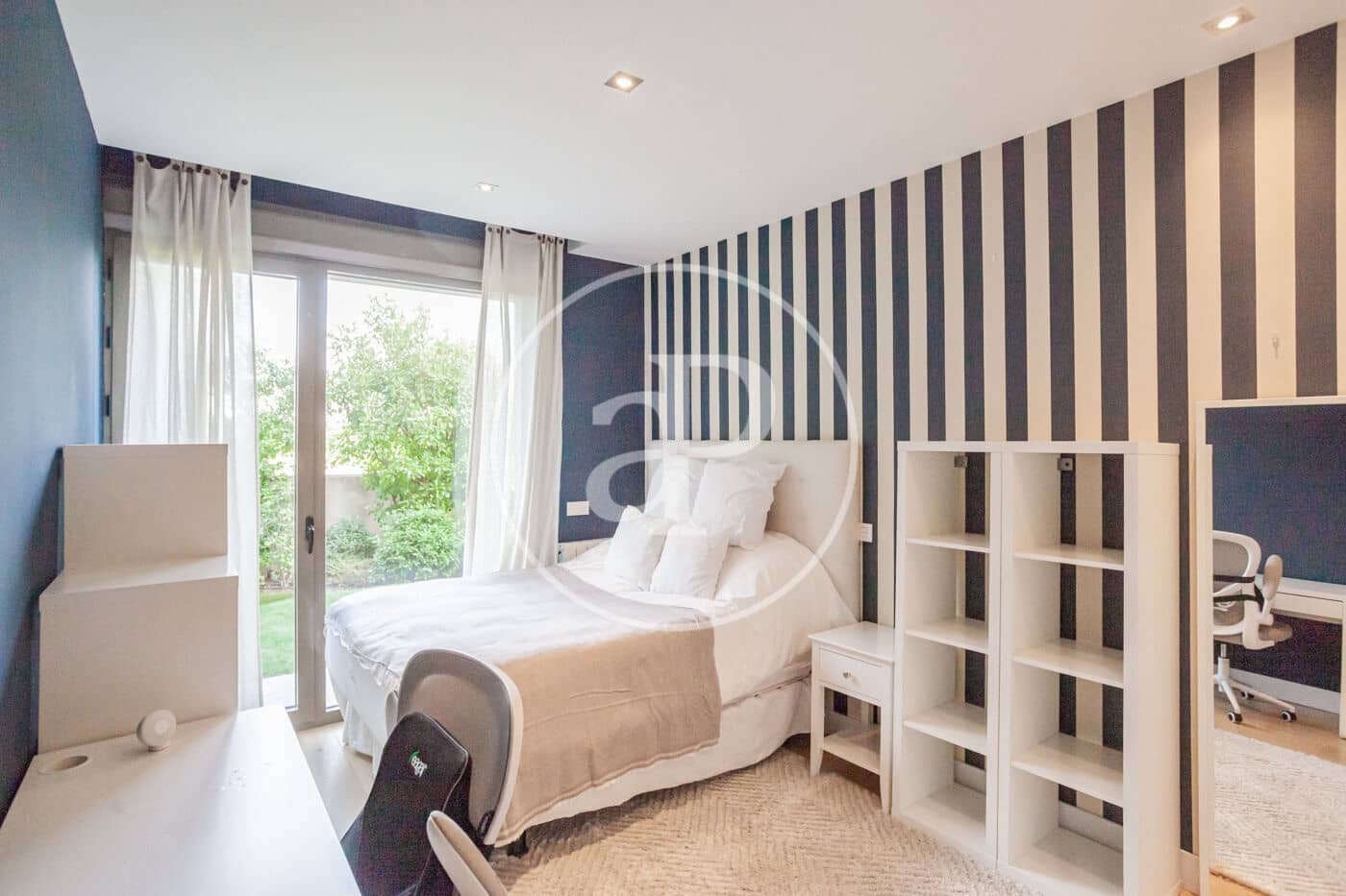 5 bedroom Villa for sale in Madrid city with pool - € 3,490,000 (Ref: 9939993)